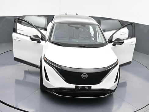 Used 2023 Nissan Ariya image 40