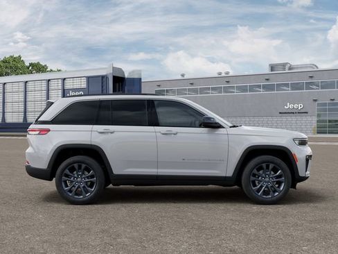 New 2026 Jeep Grand Cherokee Limited AWD/4WD image 21