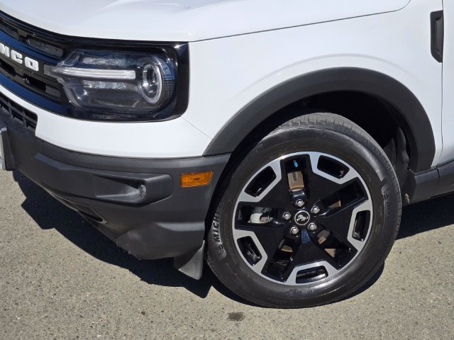 Certified 2023 Ford Bronco Sport Outer Banks AWD/4WD image 9