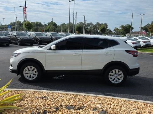 Used 2020 Nissan Rogue Sport S FWD image 16