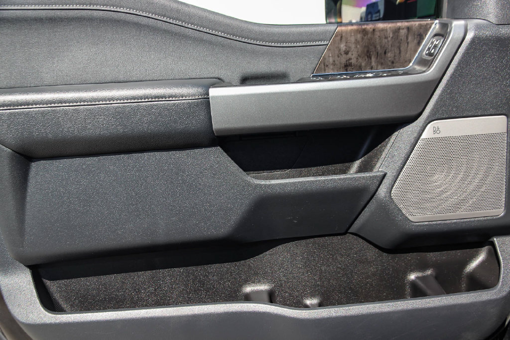 Used 2026 Ford F250 Lariat AWD/4WD image 22