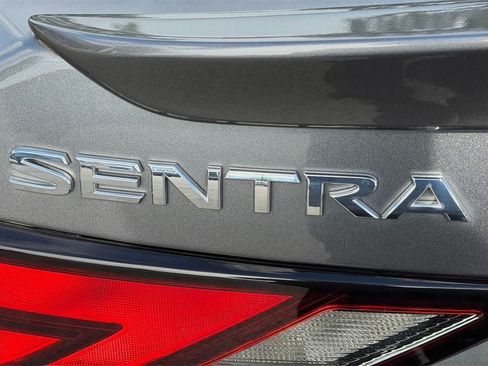 Used 2021 Nissan Sentra SR FWD image 35