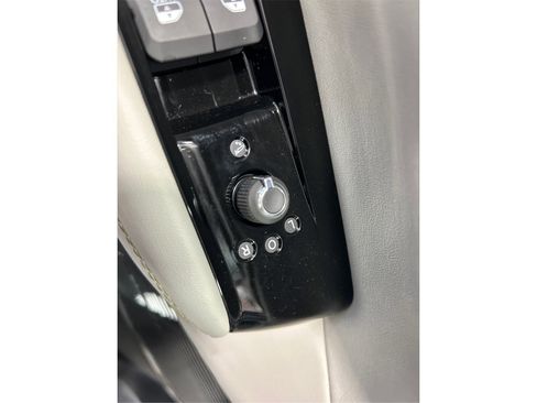 New 2026 Jeep Grand Wagoneer Limited image 32