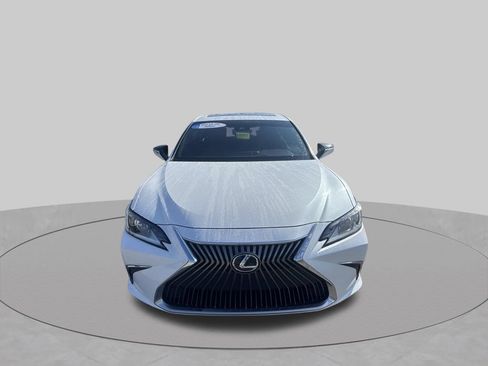 Used 2021 Lexus ES 350 w/ Accessory Package FWD image 3