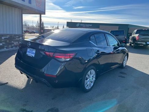 Used 2020 Nissan Sentra S image 11