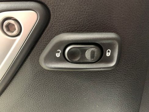 Used 2012 Jeep Wrangler Unlimited Sahara w/ Dual Top Group image 23