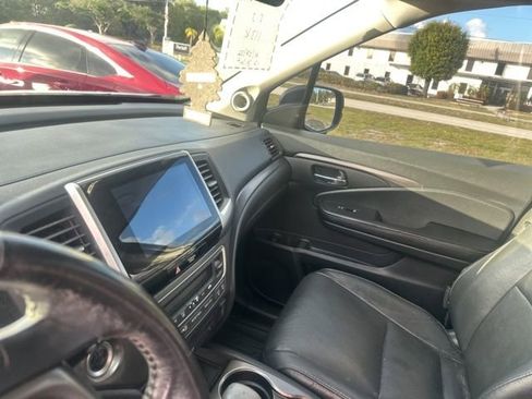 Used 2017 Honda Pilot EX-L image 4