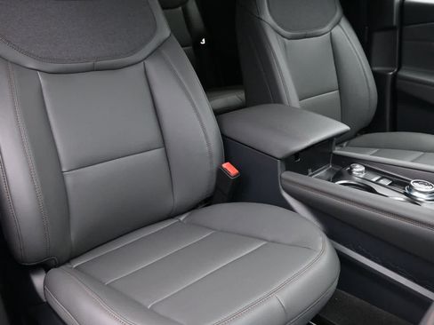 New 2026 Ford Explorer Active w/ Active Comfort Package AWD/4WD image 22