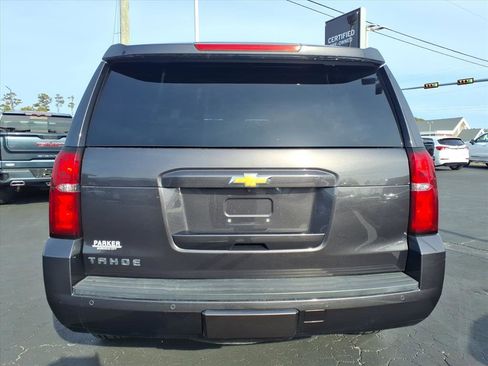 Used 2017 Chevrolet Tahoe LT image 3