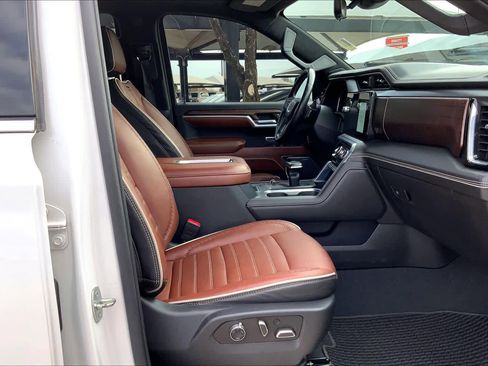 Used 2022 GMC Sierra 1500 Denali Ultimate image 9