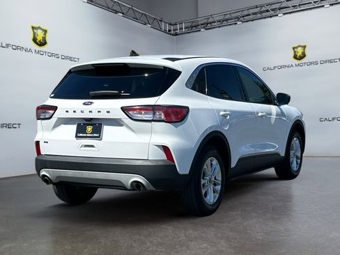 Used 2022 Ford Escape SE image 5