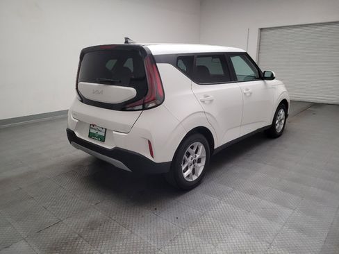 Used 2025 Kia Soul S image 9