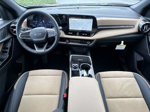 New 2026 Chevrolet Equinox ACTIV w/ Convenience Package III AWD/4WD image 20