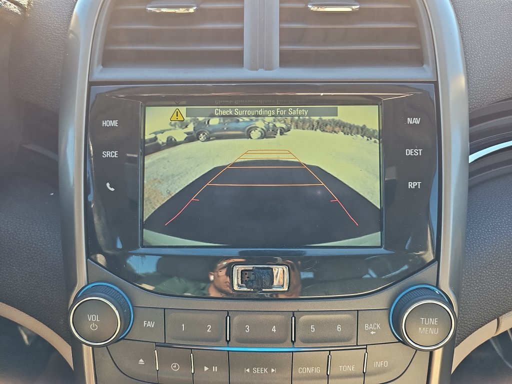Used 2013 Chevrolet Malibu Eco w/ Navigation Package FWD image 23