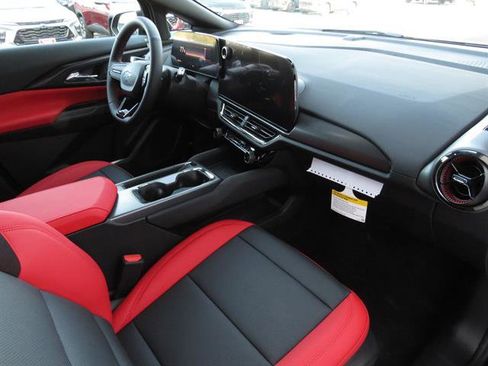 New 2026 Chevrolet Equinox EV RS image 19