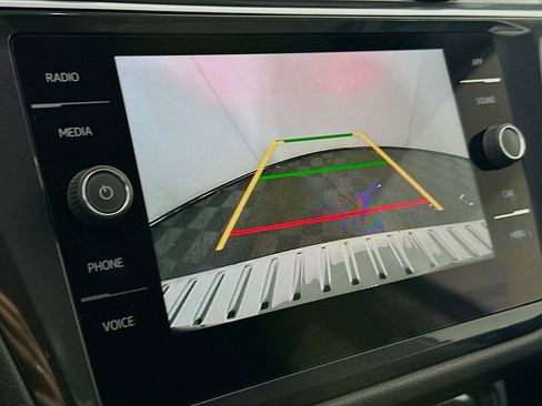 Used 2024 Volkswagen Tiguan Wolfsburg Edition image 21