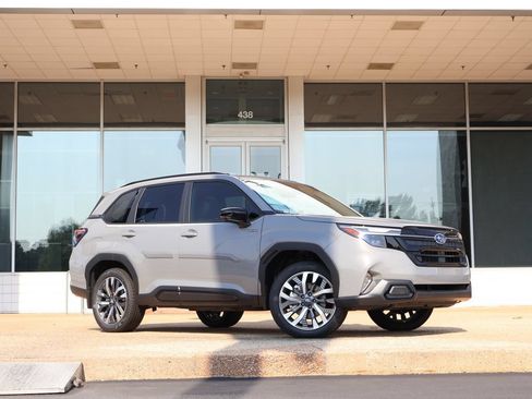 New 2026 Subaru Forester Touring AWD/4WD image 2