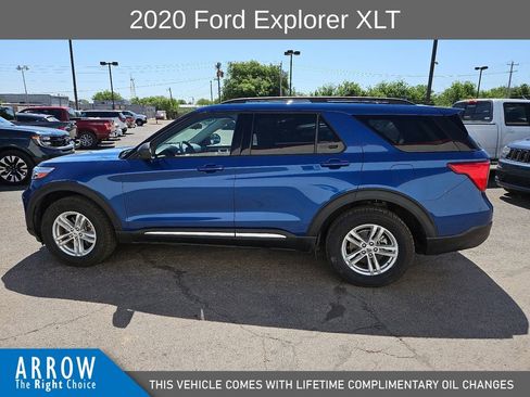 Used 2020 Ford Explorer XLT w/ Equipment Group 202A AWD/4WD image 7