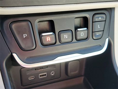 Used 2020 GMC Terrain Denali w/ LPO, Floor Liner Package image 31