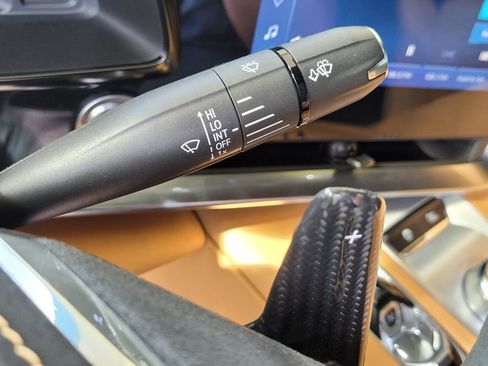 Used 2024 Chevrolet Corvette Z06 w/ Z07 Performance Package image 29