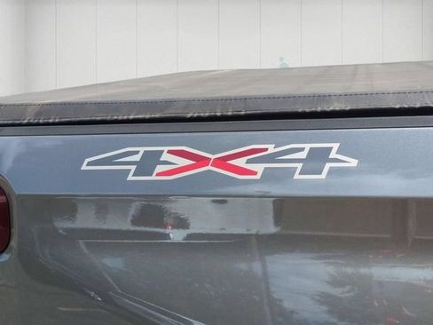 Used 2019 Chevrolet Silverado 1500 Custom w/ Custom Value Package AWD/4WD image 9