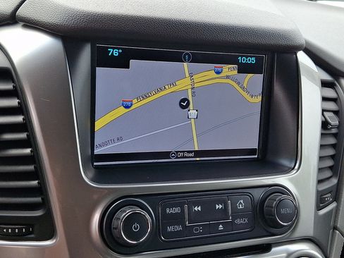 Used 2019 Chevrolet Tahoe LT AWD/4WD image 17