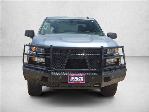 Used 2021 Chevrolet Silverado 1500 Custom Trail Boss w/ LPO, Dark Essentials Package AWD/4WD image 2