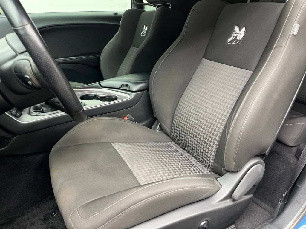 Used 2021 Dodge Challenger R/T Scat Pack RWD image 21