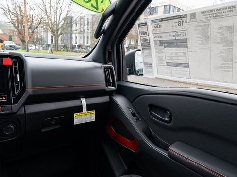 New 2026 Nissan Frontier PRO-4X w/ Pro-4x Convenience Package image 11