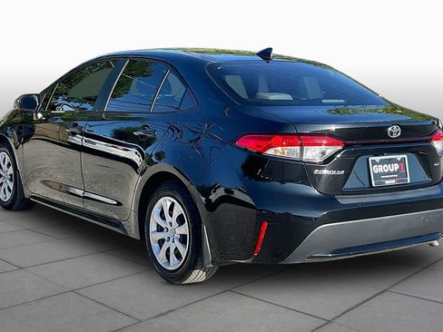 Used 2022 Toyota Corolla LE FWD image 12