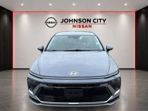 Used 2025 Hyundai Sonata SEL FWD image 10