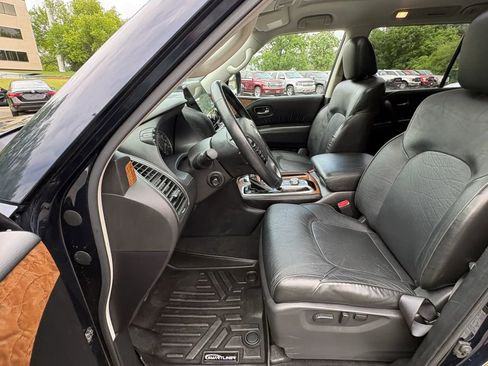 Used 2021 Nissan Armada SL w/ Captain's Chairs Package AWD/4WD image 13