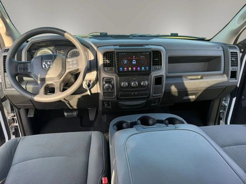 Used 2018 RAM 1500 Express w/ Express Value Package RWD image 10