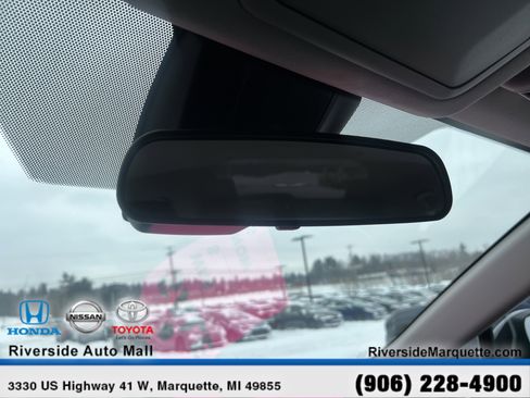 Used 2021 Toyota RAV4 LE image 19