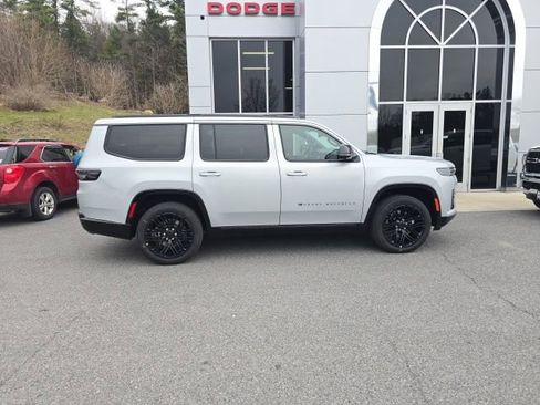 New 2026 Jeep Grand Wagoneer Limited image 7