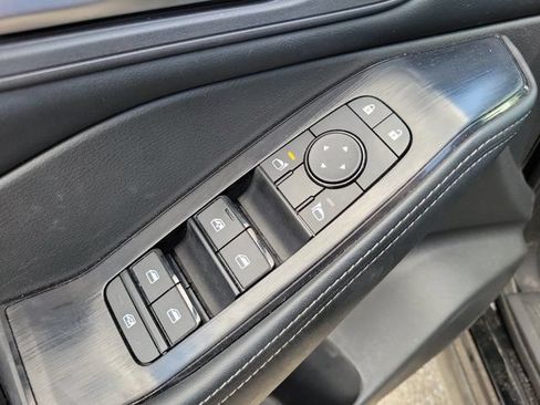 Certified 2026 Nissan Rogue SV FWD image 22