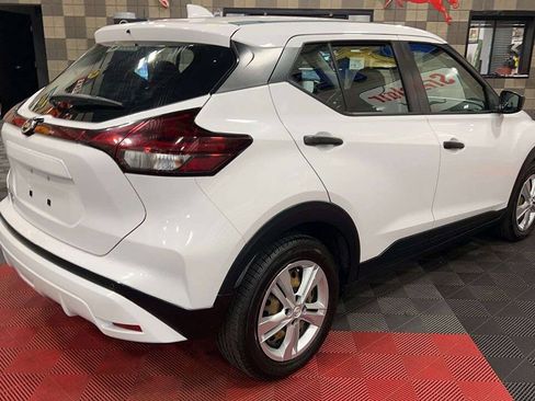 Used 2021 Nissan Kicks S FWD image 5
