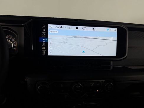 Used 2025 Jeep Gladiator Rubicon image 19