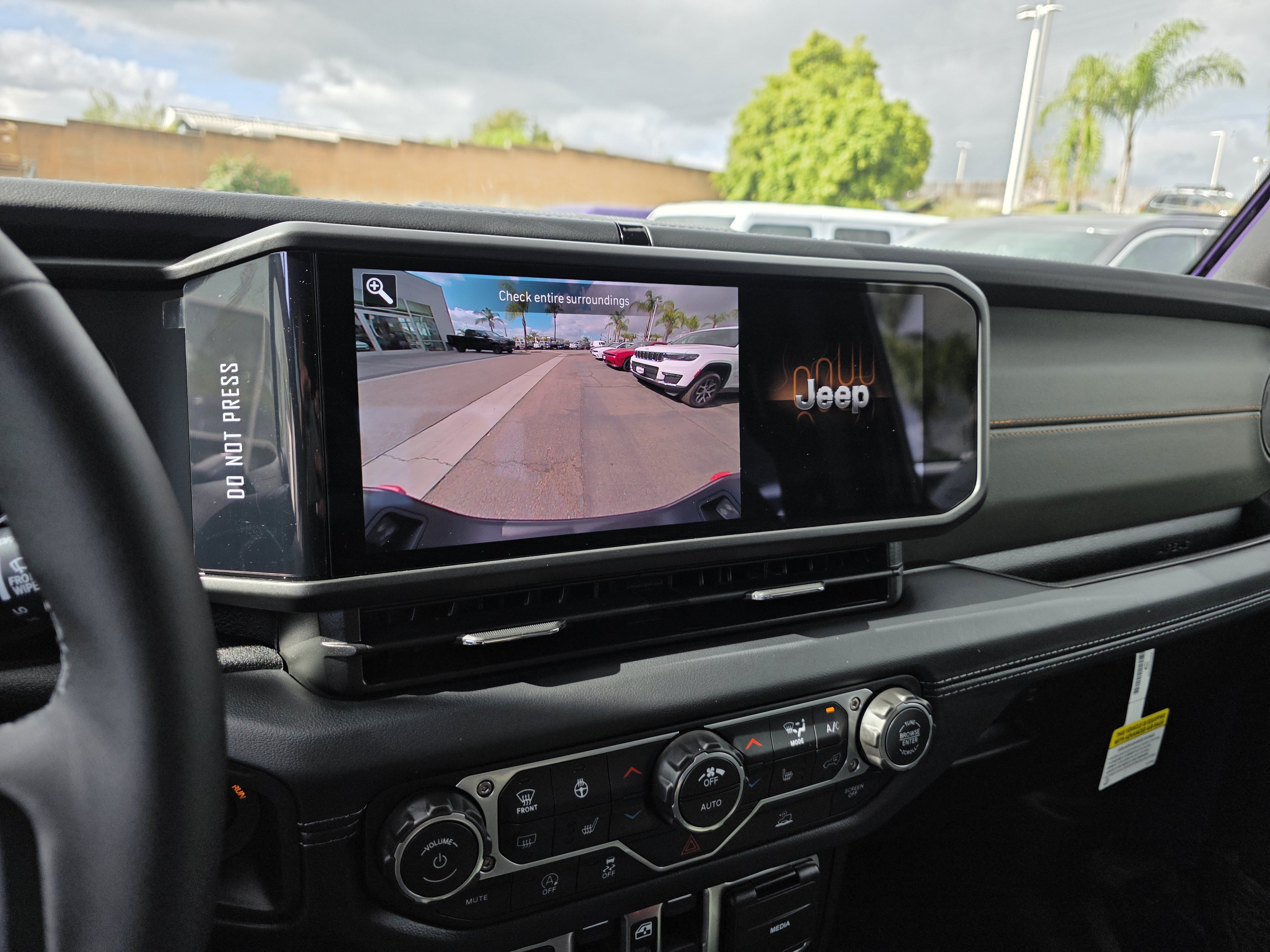 New 2026 Jeep Gladiator Mojave AWD/4WD image 14