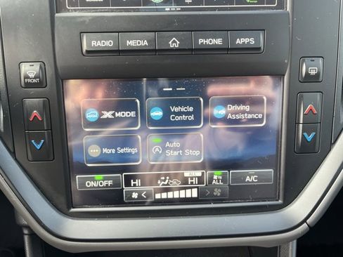 Used 2025 Subaru Crosstrek 2.0i image 29