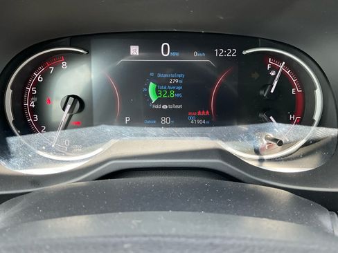 Used 2023 Toyota RAV4 LE FWD image 17