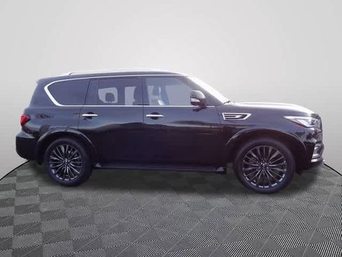 Used 2024 INFINITI QX80 Sensory image 4