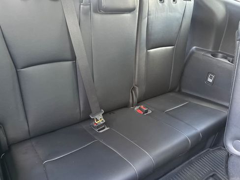 Used 2022 Toyota Highlander Platinum AWD/4WD image 17