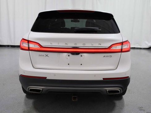 Used 2016 Lincoln MKX Reserve w/ Climate Package image 6