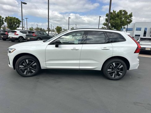 Used 2026 Volvo XC60 B5 Plus w/ Climate Package AWD/4WD image 4