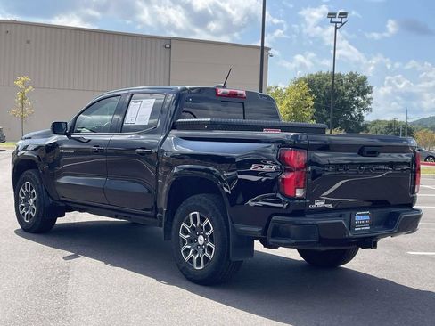 Used 2025 Chevrolet Colorado Z71 AWD/4WD image 5