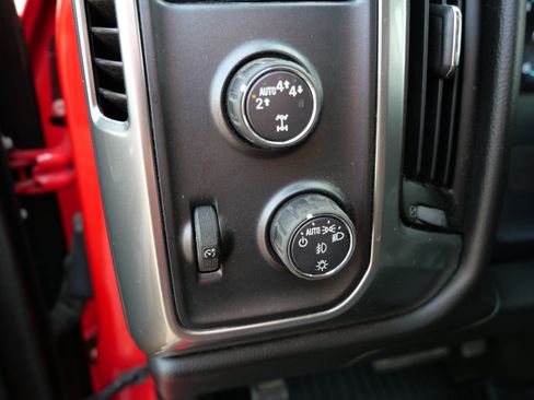 Used 2017 Chevrolet Silverado 1500 LT w/ All Star Edition AWD/4WD image 22