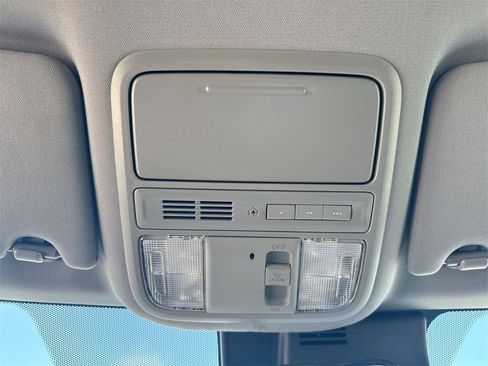 Used 2020 Honda Ridgeline Sport image 19