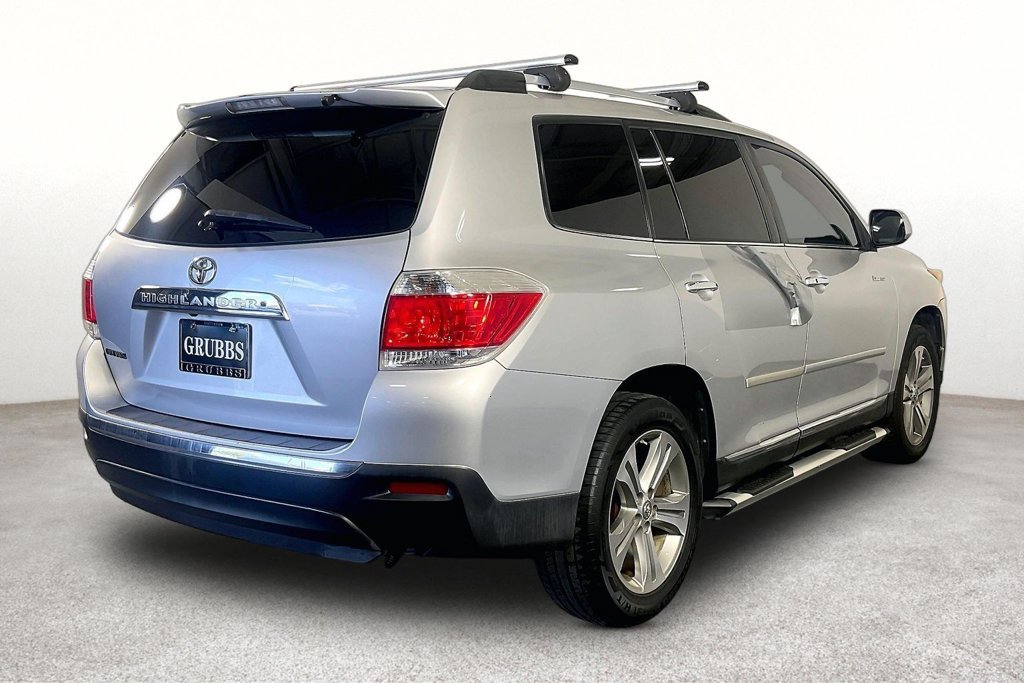 Used 2011 Toyota Highlander Limited FWD image 2
