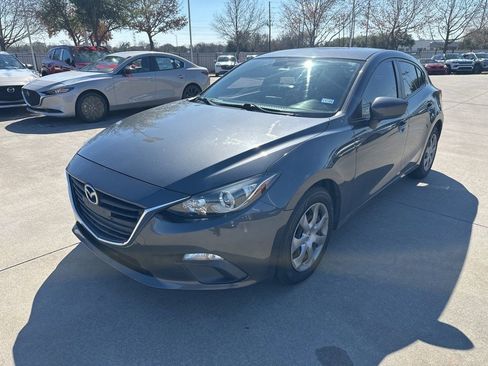 Used 2015 MAZDA MAZDA3 i Sport image 1